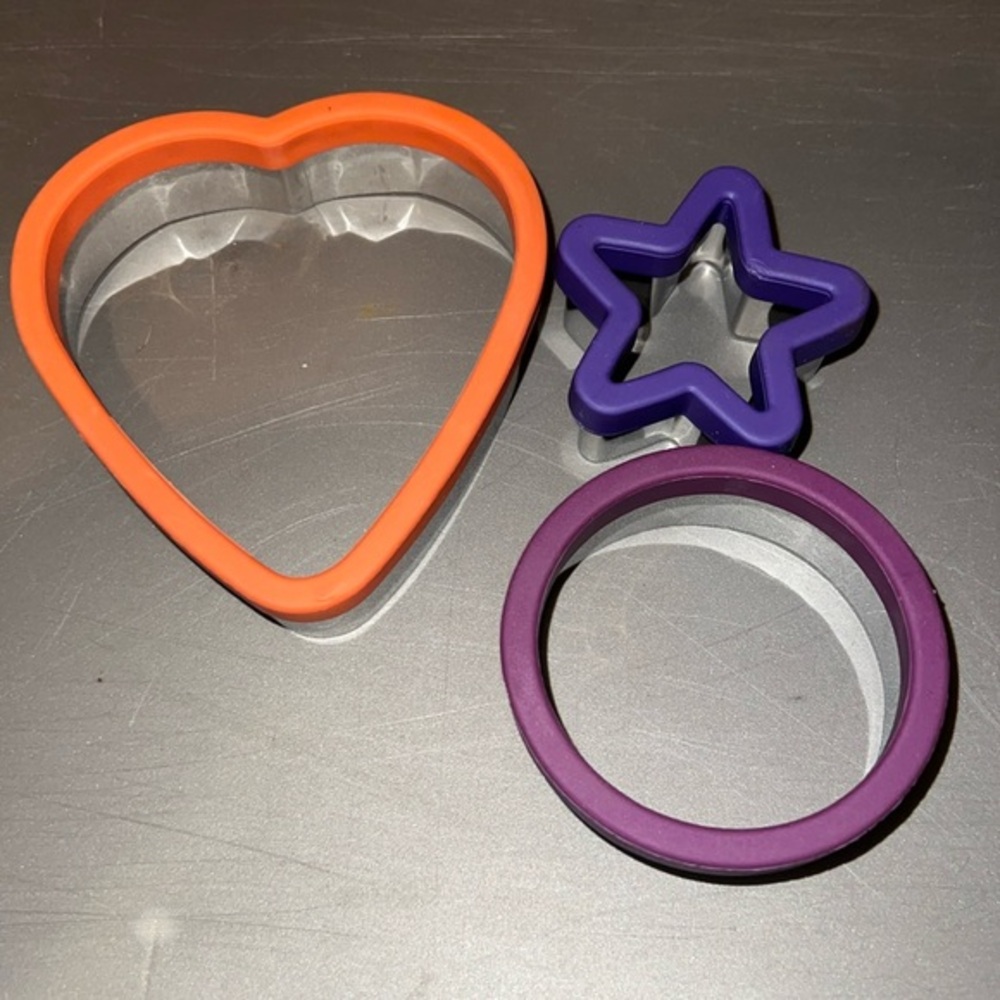 Wilton Cookie Sandwhich  Cutters Multicolor Excellent 3pc Silicone‎ Grip Set